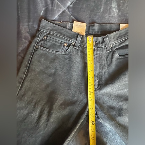 Levi's 505 Regular Fit Jeans. Size 32/34 - Picture 6 of 8
